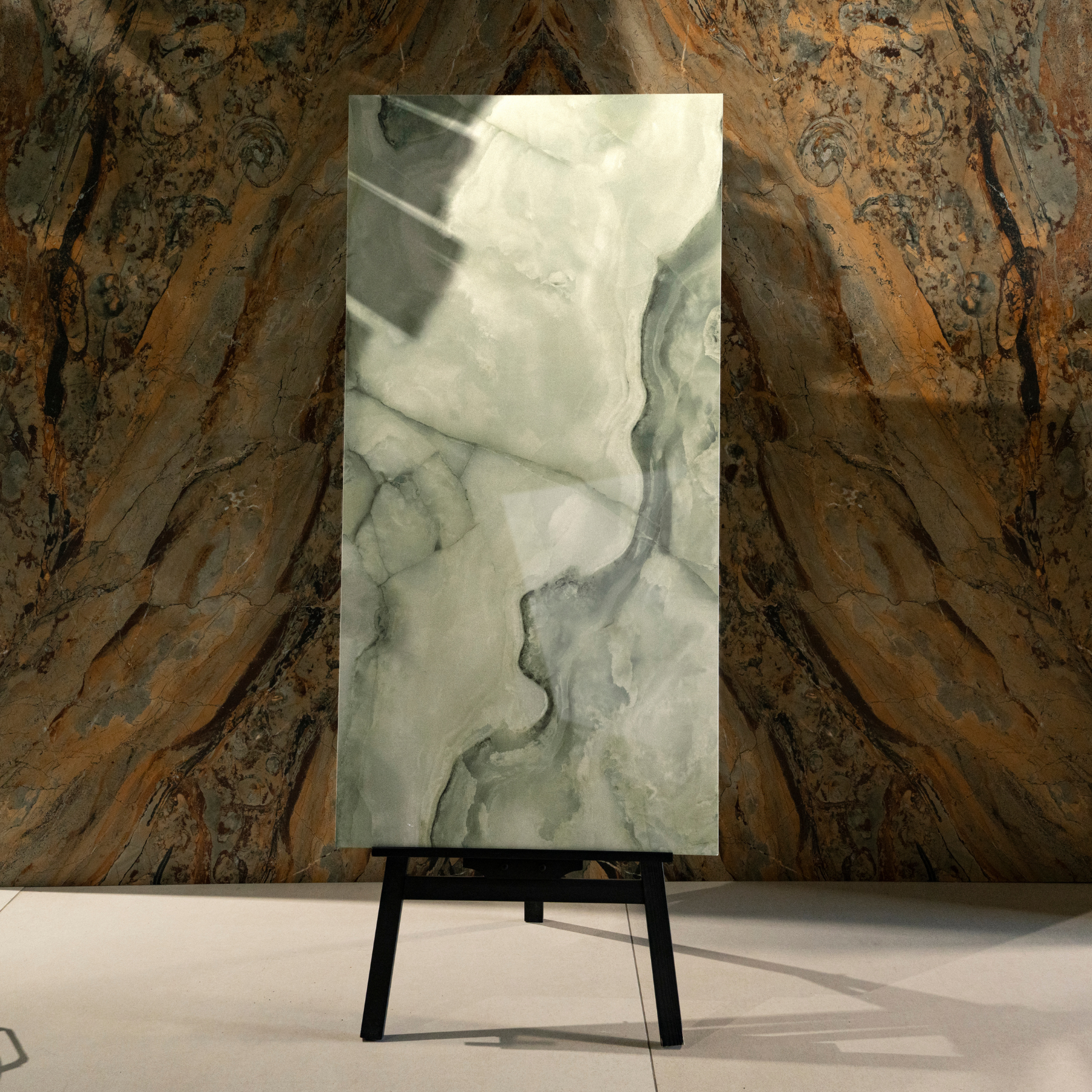 Emerald Onyx porcelain tile 60x120cm 9mm thickness, bold marble look design, durable porcelain, ideal for luxury floors and walls.