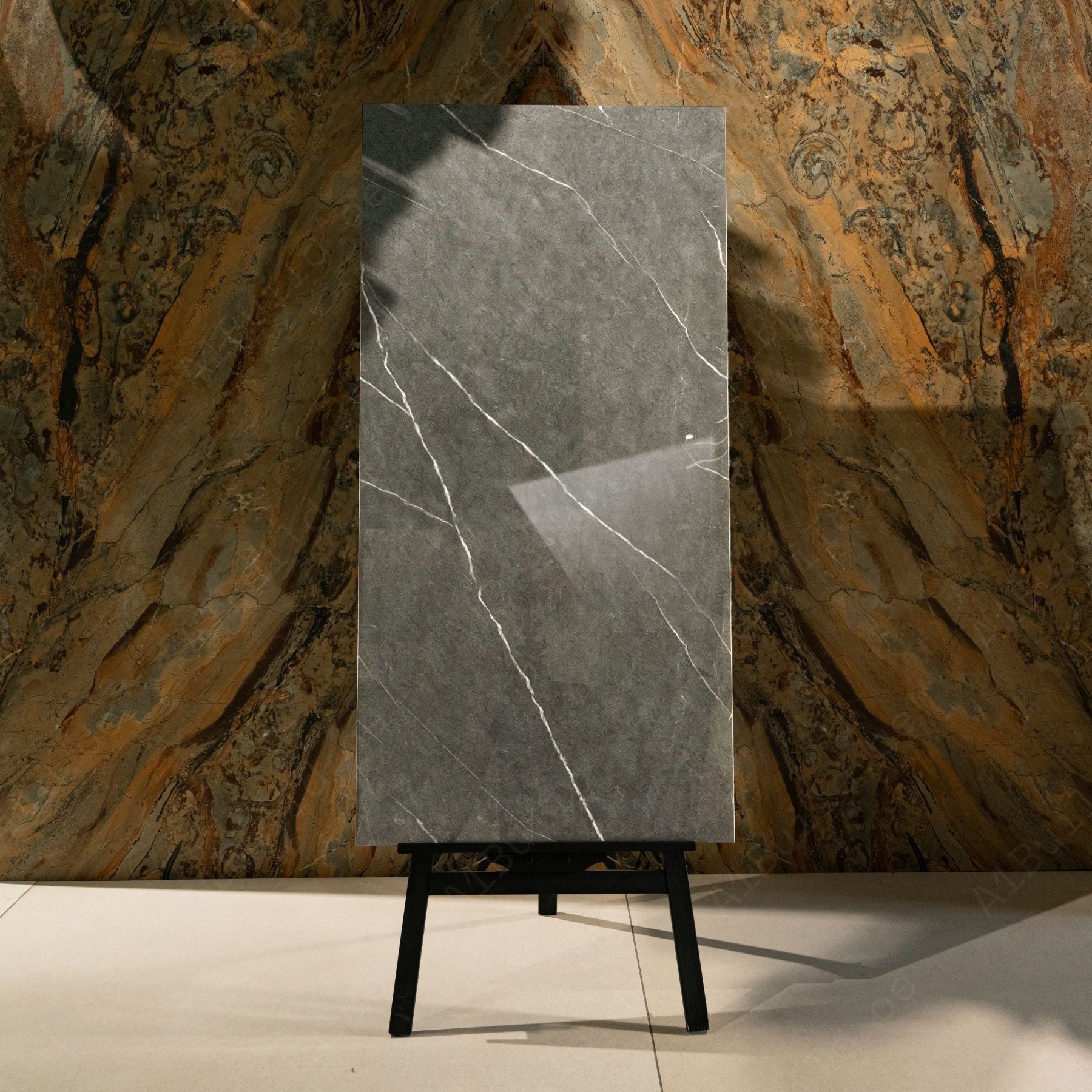 Graphite Vein glossy porcelain tile 60x120cm with 9mm thickness features dark graphite base, elegant veining and refined polished finish.