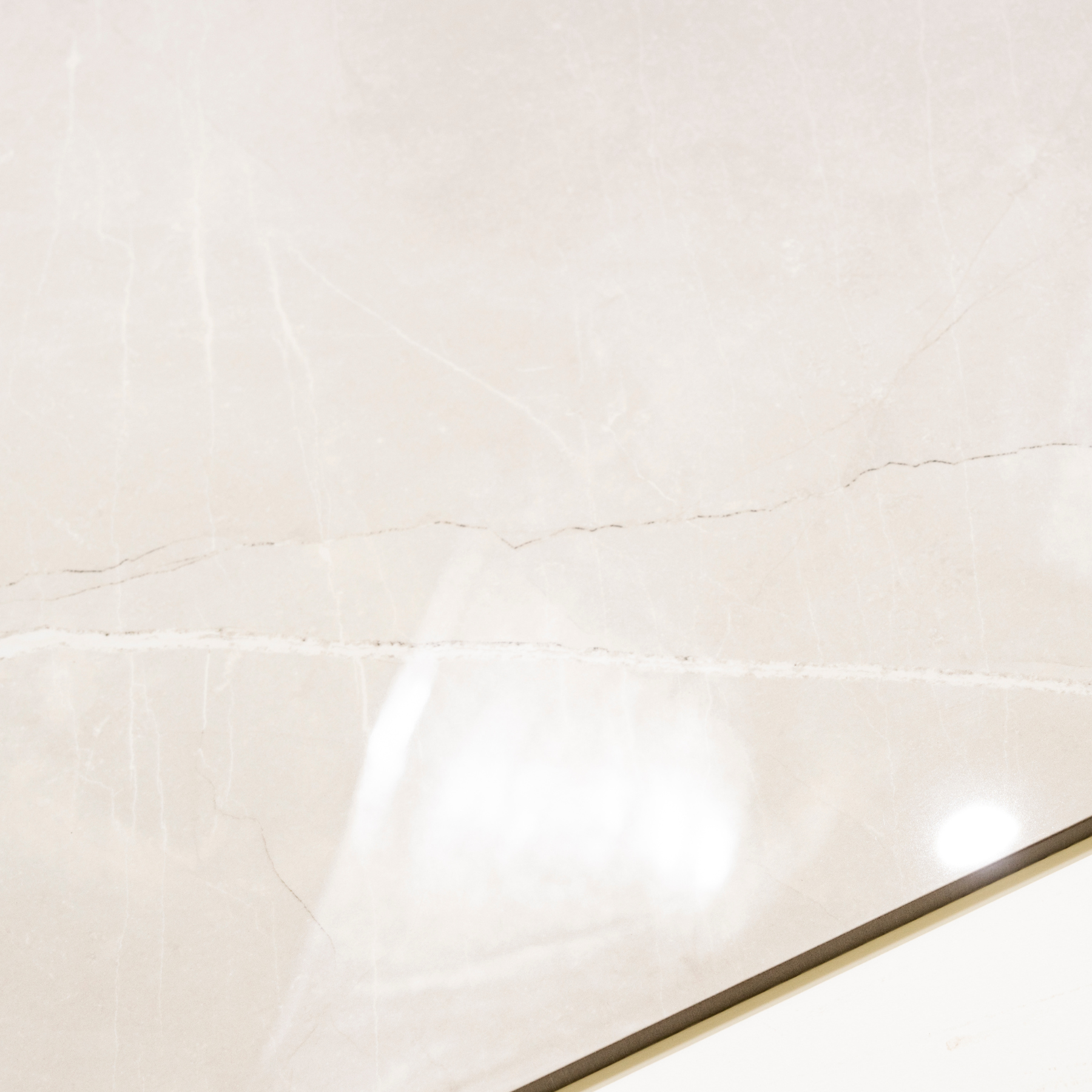 Armani Grey porcelain tile 60x60cm with 9mm thickness, marble look design, durable porcelain, ideal for floors and walls.