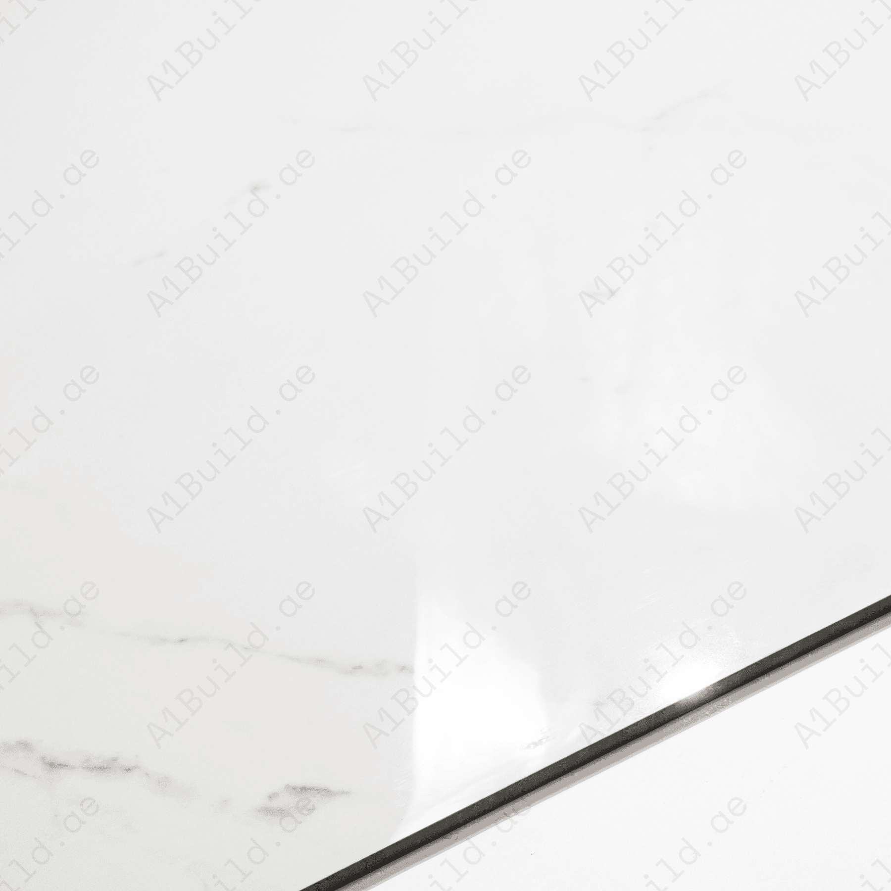 CRSM 117 tiles (80x160cm, 9mm) feature a polished surface with a sleek and modern design. Suitable for both floors and walls, these tiles are perfect for adding a touch of elegance to any indoor space. 