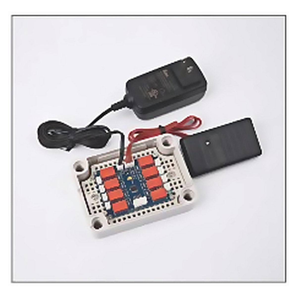 LIFT.CON.M1.16 hotel elevator controller from the Hotel Lock Door Lock Series. 12 V DC elevator floor control for 15 floors each board. Designed for reliable everyday performance.