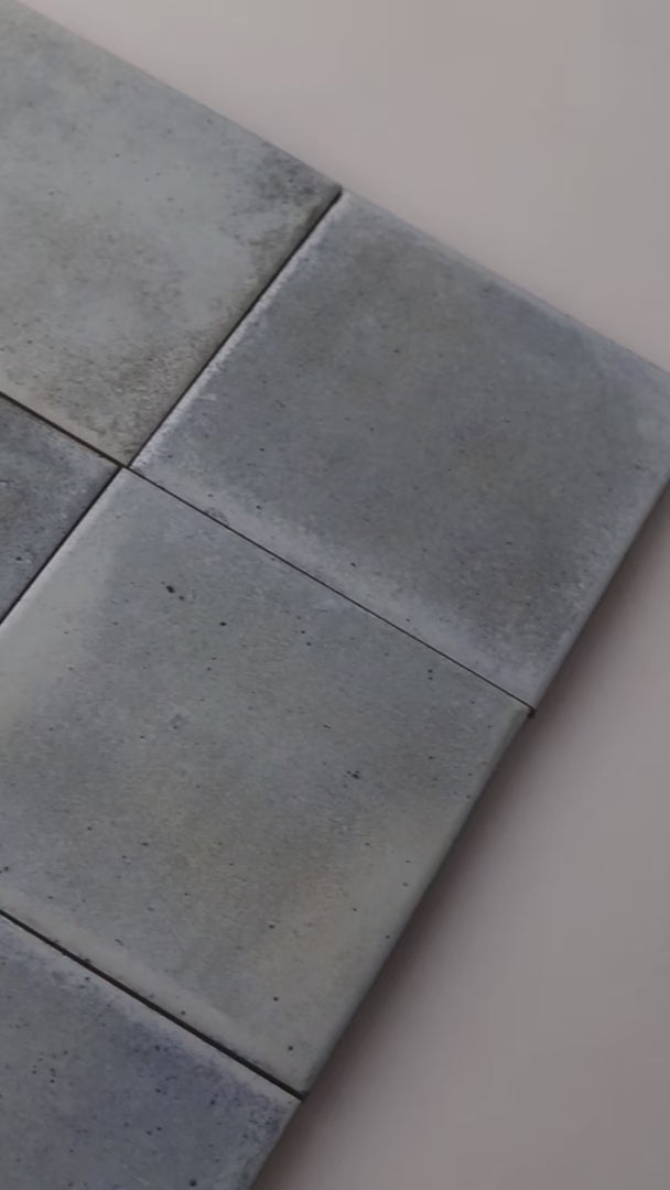Sky Blue glossy 15x15cm Spanish porcelain tiles for indoor floors, walls, and outdoor walls. Durable, water-resistant, and elegant.

